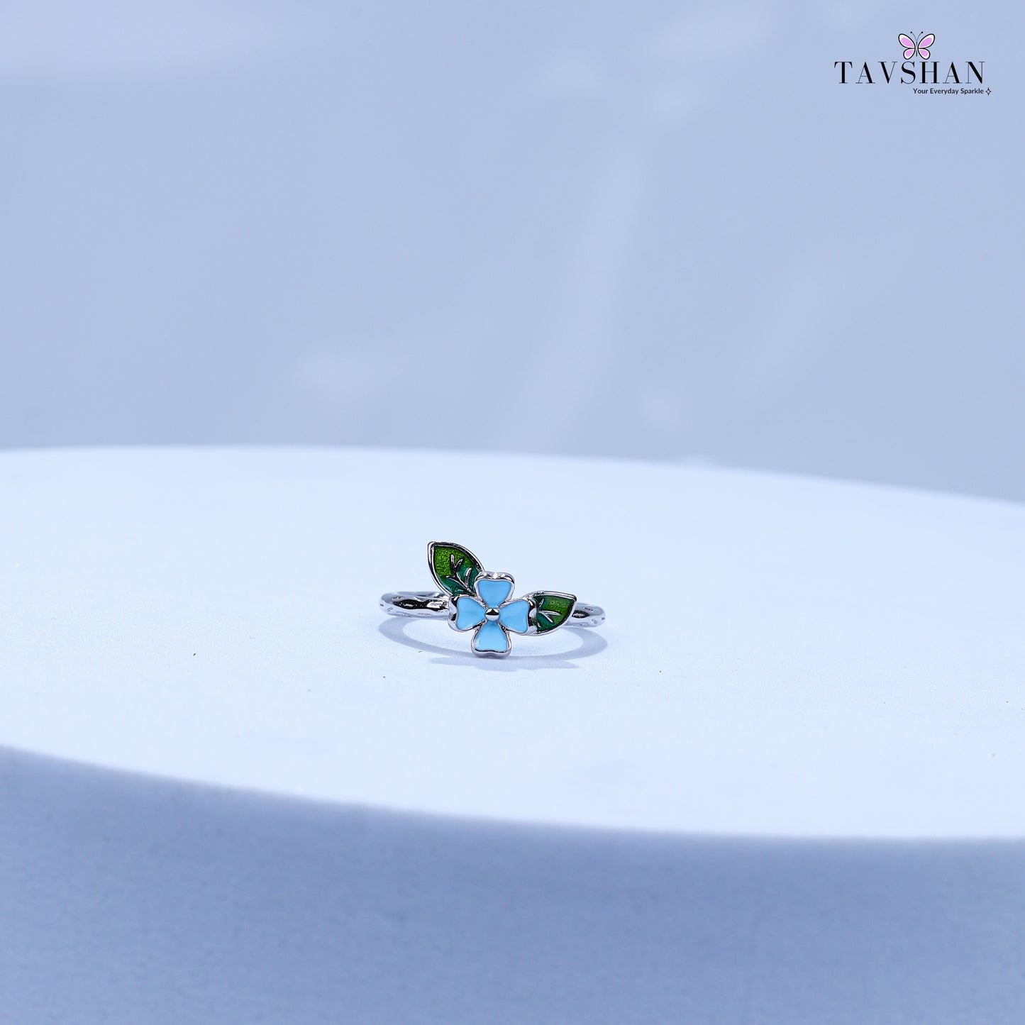 Stylish Sterling Silver Flower Toe Ring – Two Colored Leaves & Adjustable Fit